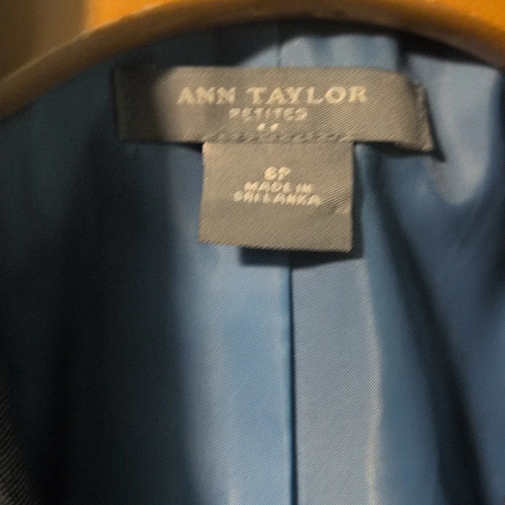 Ann Taylor Charcoal Pinstripe Suit 6P - Picture 2 of 10